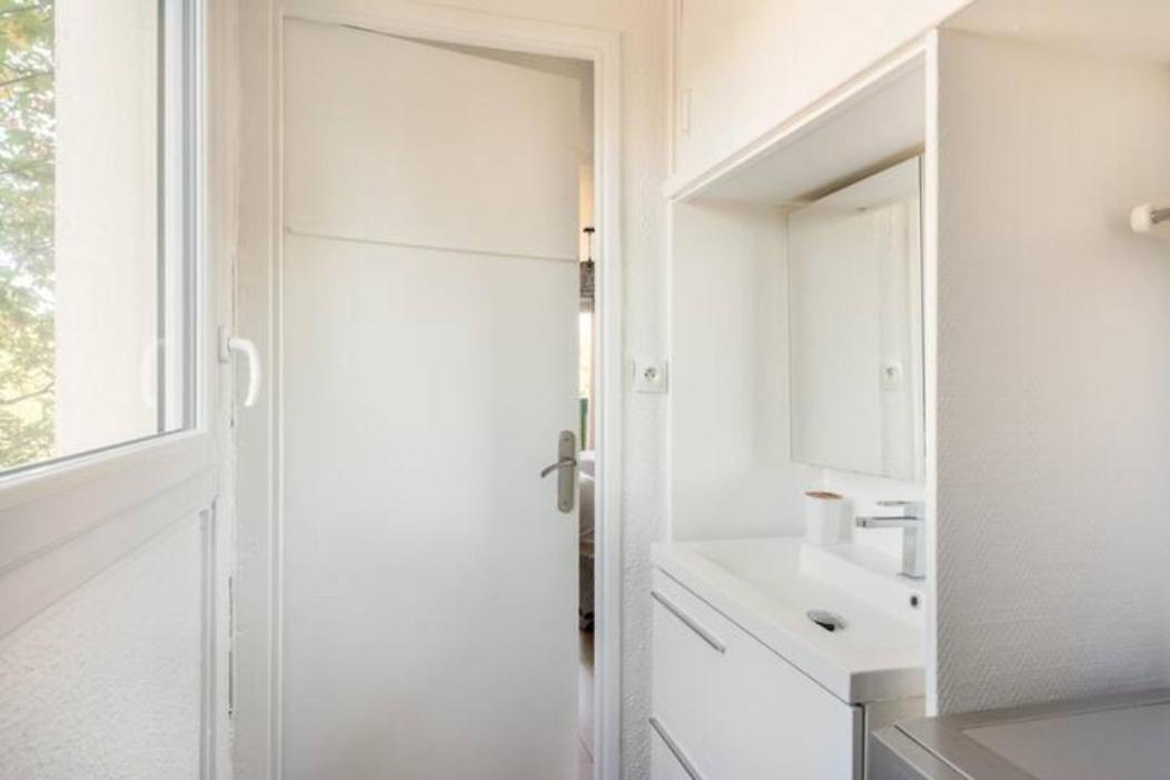 Grand Studio Pro Calme Proche Centre Commodites Talence Exterior foto